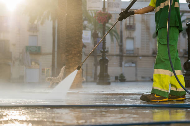 Best Playground Equipment Cleaning  in Fort Mckinley, OH